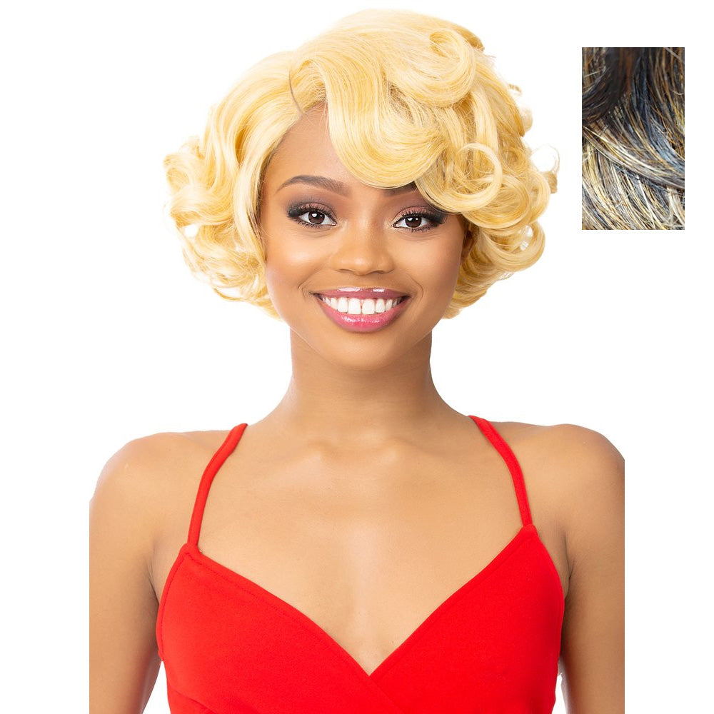 Nutique-BFF-HD-Lace-Romina-Curly-Wig-10-Caramel-Swirl